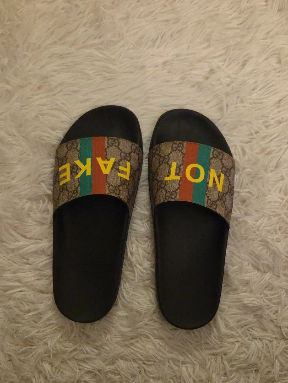 Gucci Supreme Slides